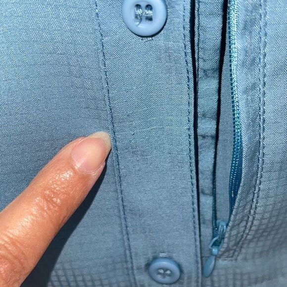 Sportswear Women’s UV Cut Polyester Button-Down Shirt Blue Medium - Picture 7 of 9